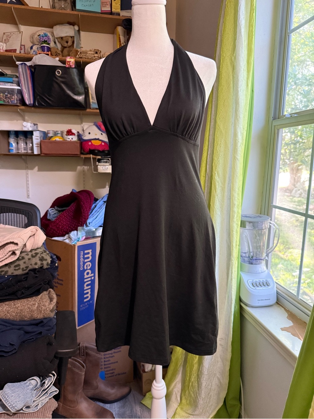Black Halter V-Neck Knit Dress